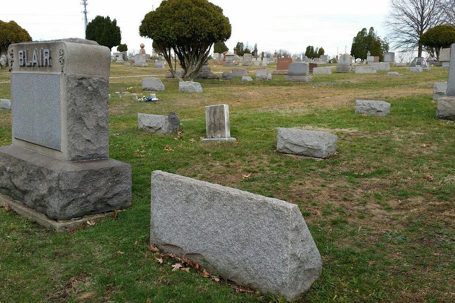 Evans City Cemetery image