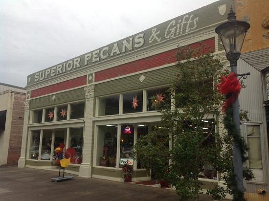 Superior Pecans & Gifts image