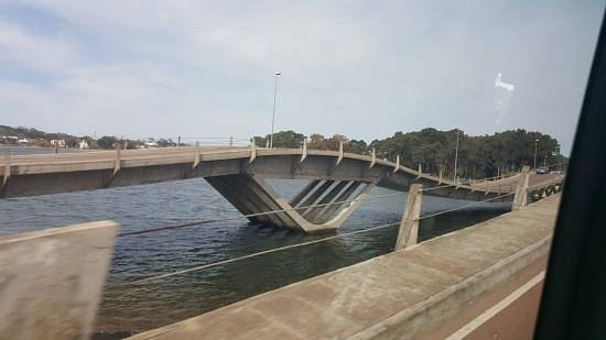 Puente De La Barra image