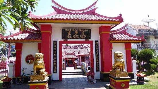 Chinese Temple Singaraja Tempat Ibadat Tridharma image
