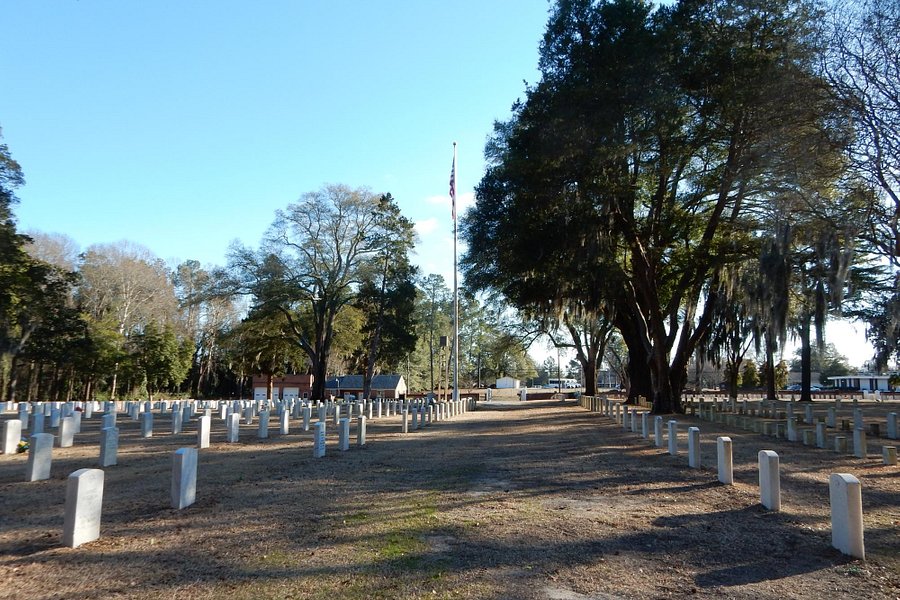 Florence National Cemetery image