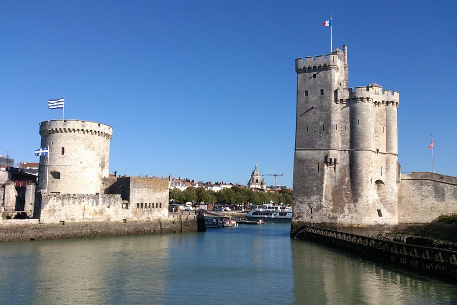 Towers of La Rochelle image