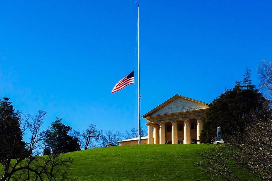 Arlington House - The Robert E. Lee Memorial image