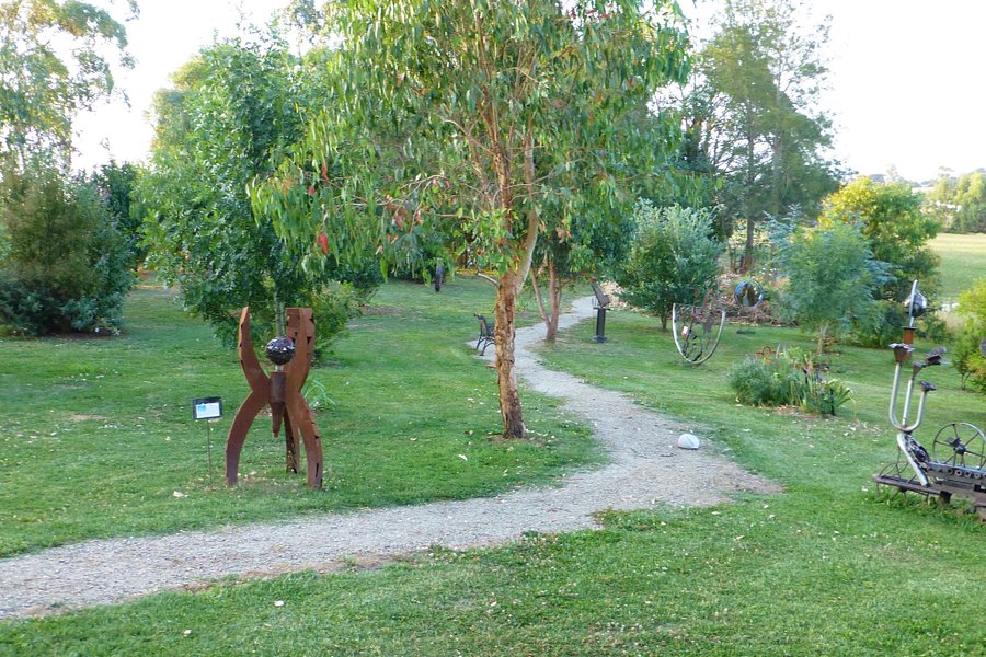 Laurie Collins Sculpture Garden image