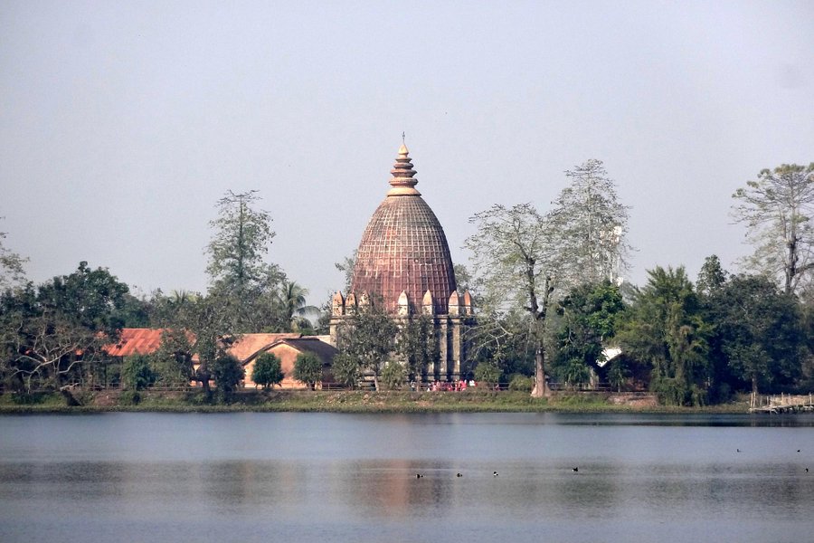 Jaysagar Tank and Temples image