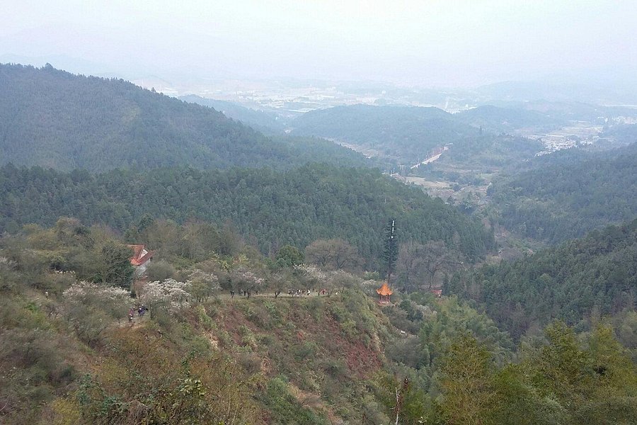Meiguan Pass of Nanxiong image