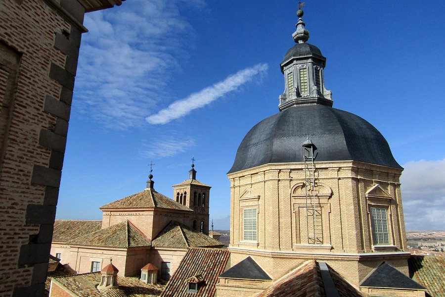 Iglesia de San Ildefonso Jesuitas image