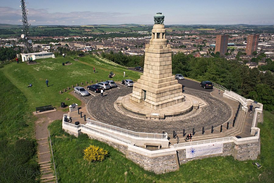 The Dundee Law image