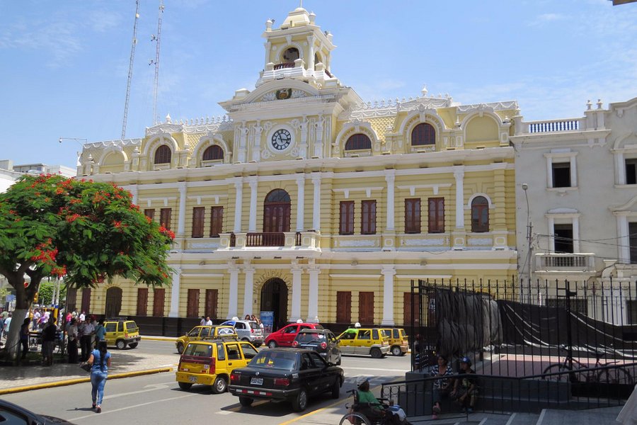 Palacio Municipal de Chiclayo image
