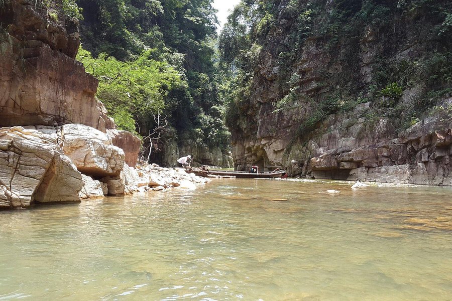 Sanli Long Gorge image