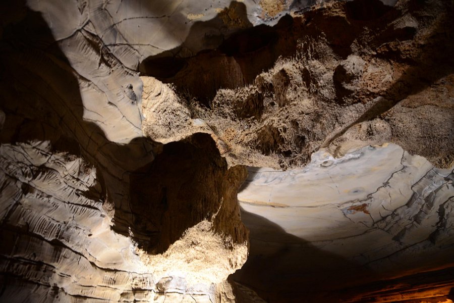 Belum Caves image