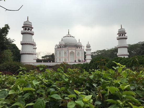 Banglar Taj Mahal image