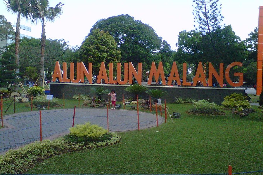Malang City Square image