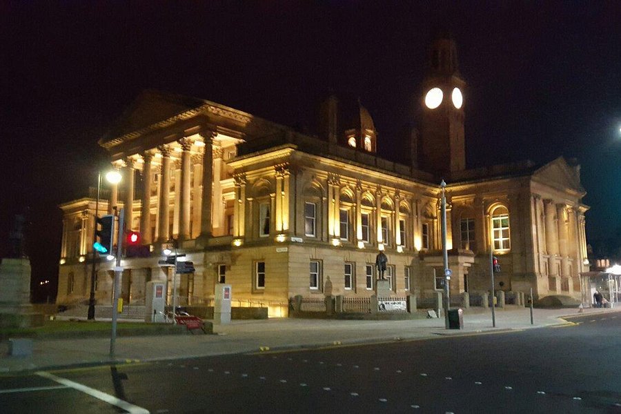 Paisley Town Hall image
