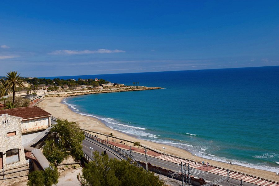 Mediterranean Balcony image