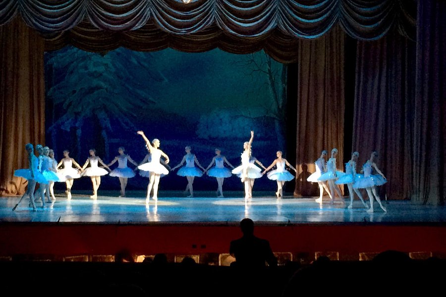 Dnepropetrovsk Opera and Ballet Theatre image