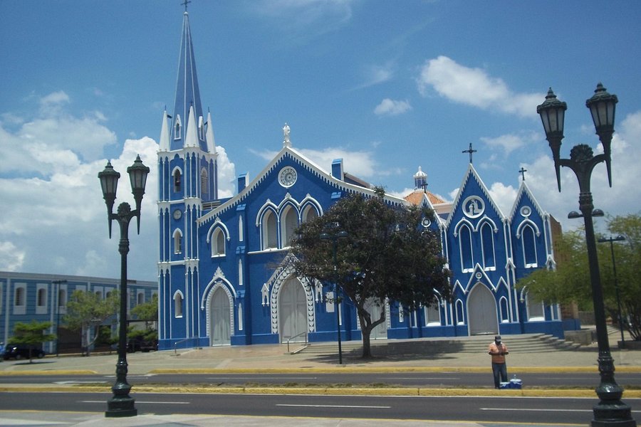 Iglesia de Santa Barbara image