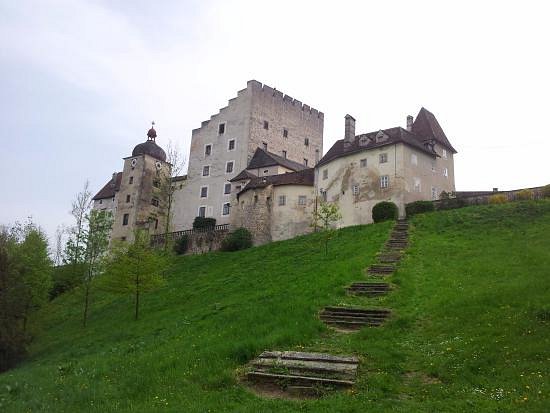 Burg Clam image