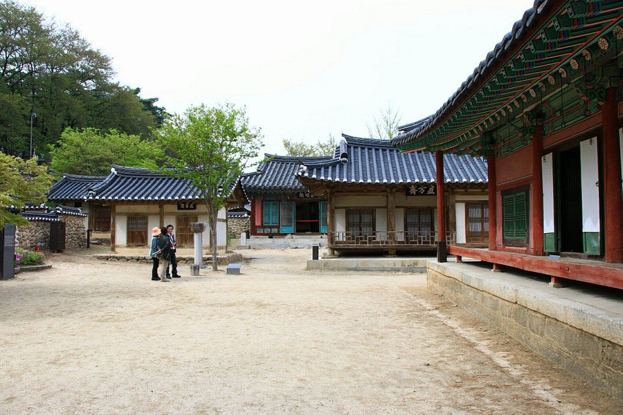 Sosuseowon Confucian Academy image