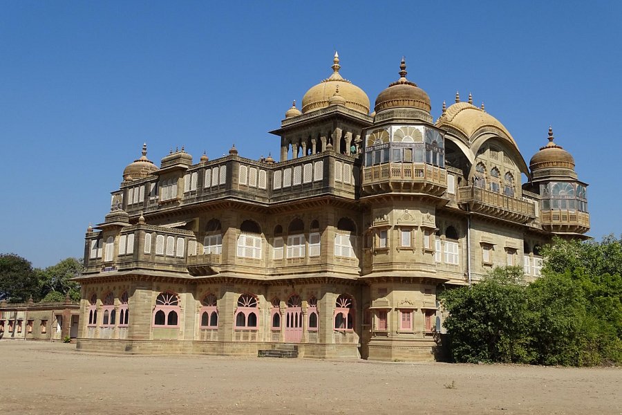Vijay Vilas Palace image