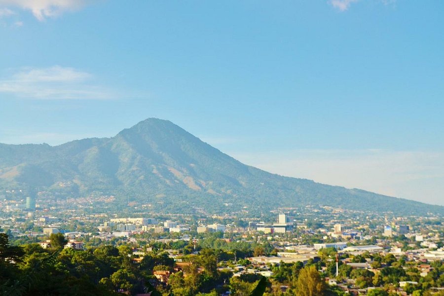 Volcan San Salvador image