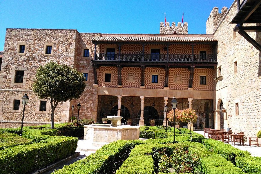 Castle of Siguenza image