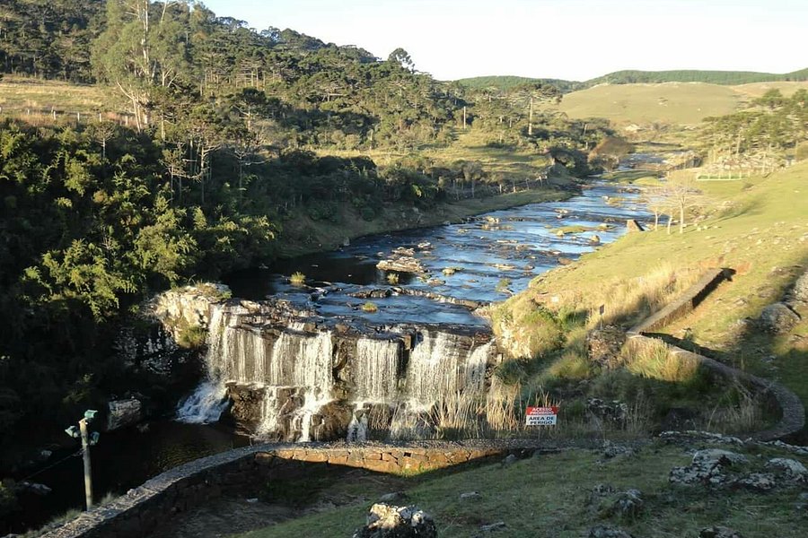 Barrinha Falls image