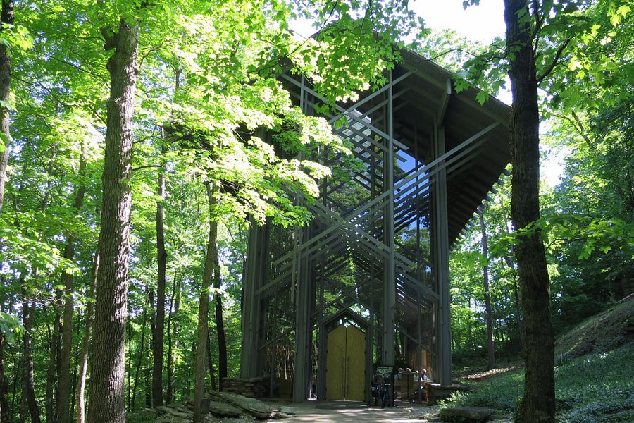 Thorncrown Chapel image