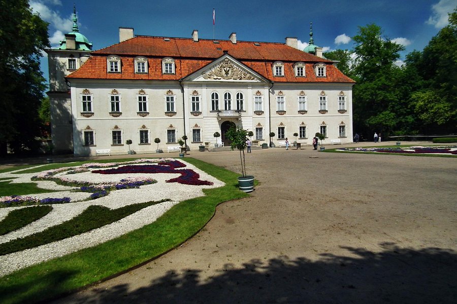 Nieborow Palace image
