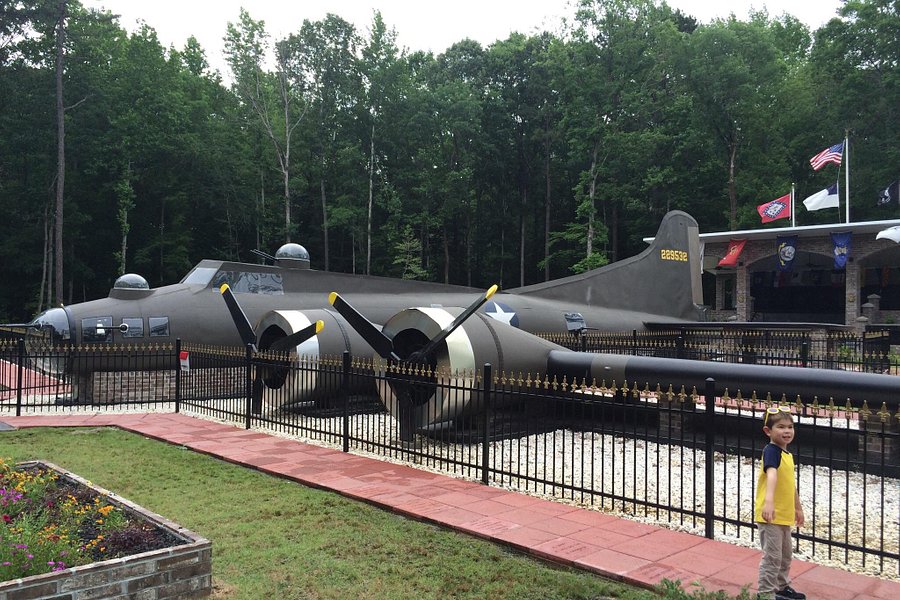 B-17 Memorial Park image