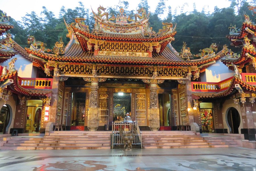 Longfeng Temple image