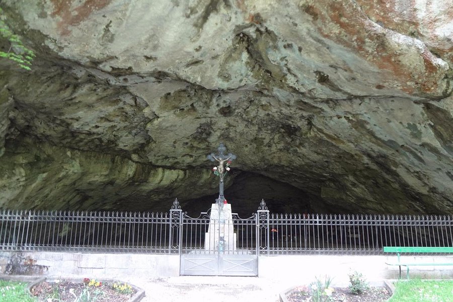 Grotte Sainte Colombe image