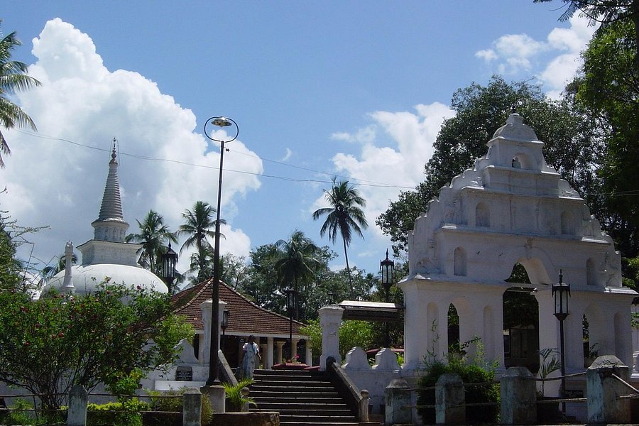 Muthiyangana Raja Maha Viharaya image