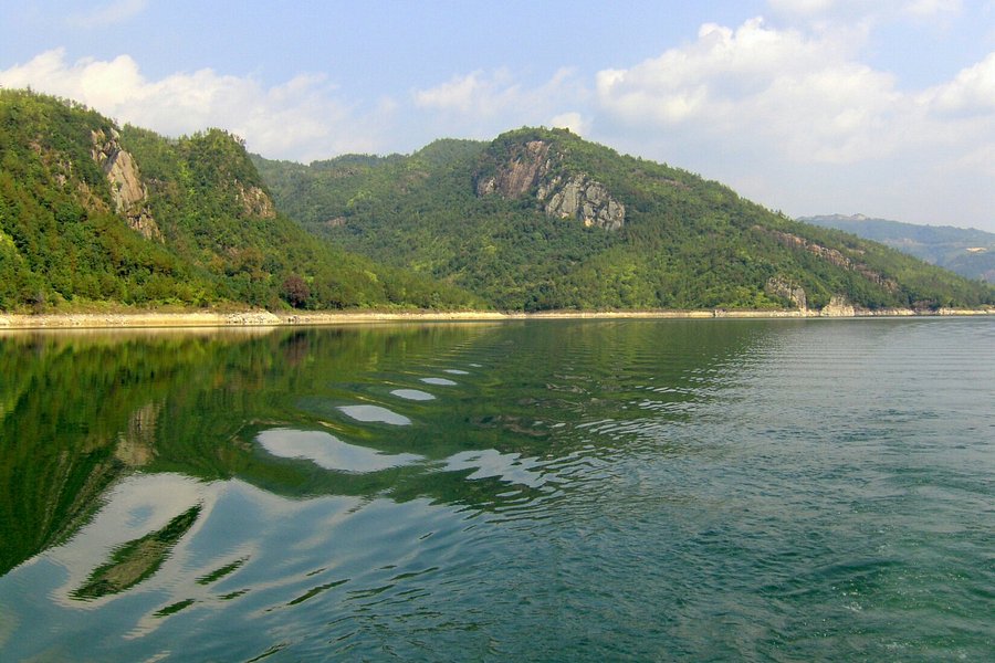 Wenzhou Feiyun Lake Scenic Spots image