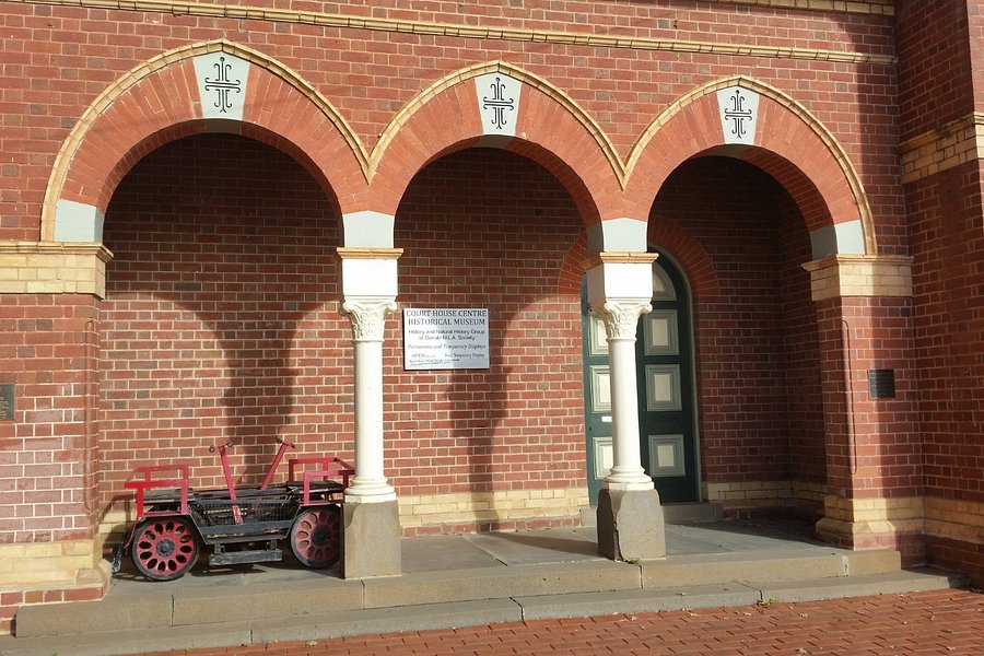 Courthouse Museum image