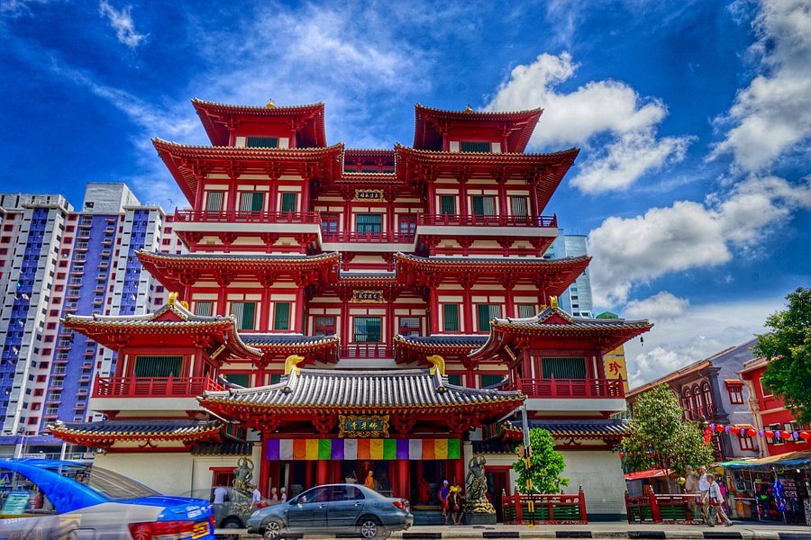 Buddha Tooth Relic Temple and Museum image