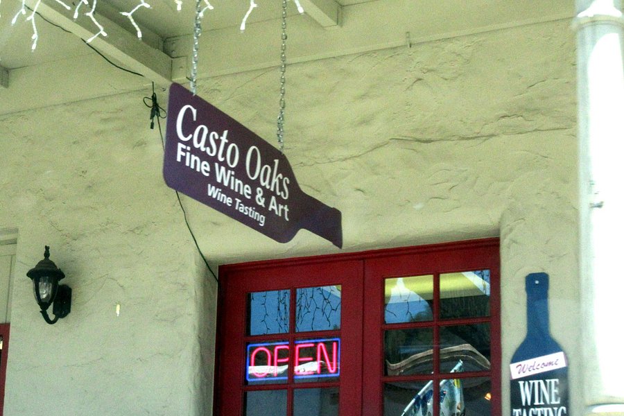 Casto Oaks Fine Wine and Arts image