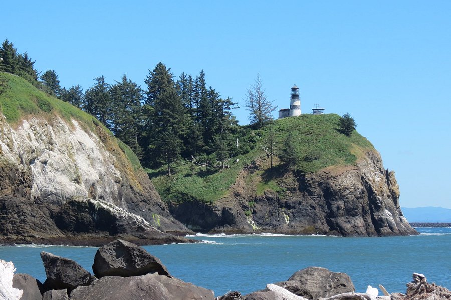 Cape Disappointment Lighthouse image