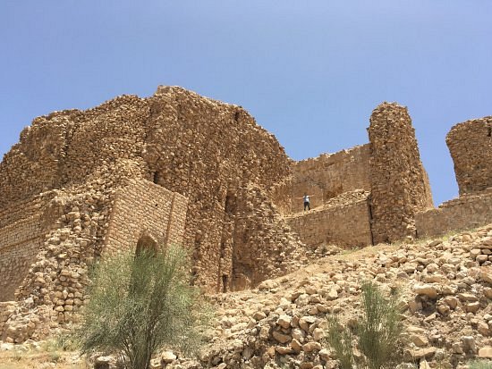 Qal'eh Dokhtar image