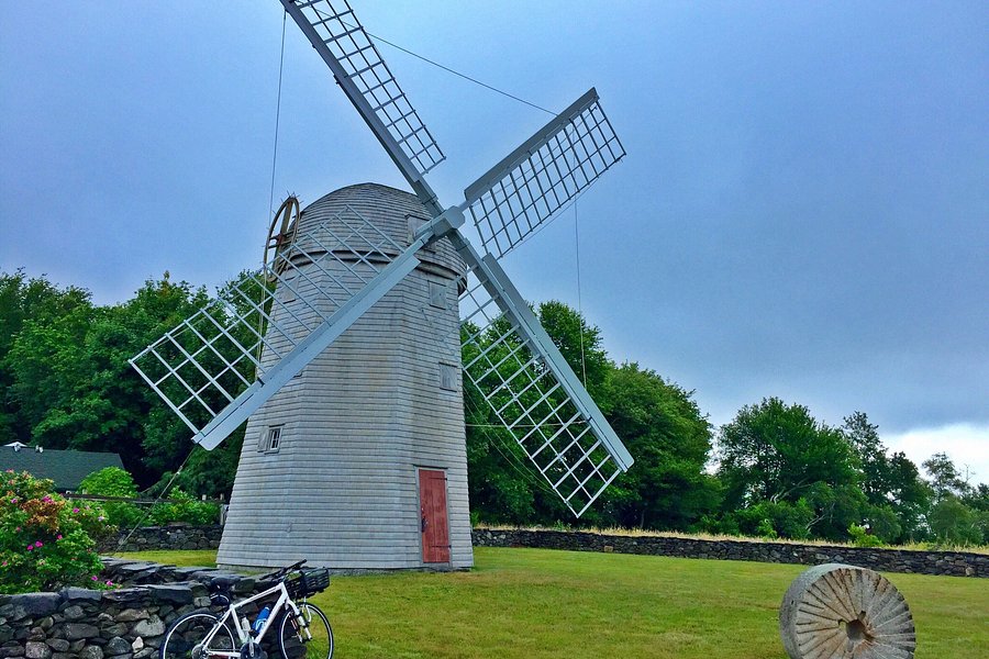 Jamestown Windmill image