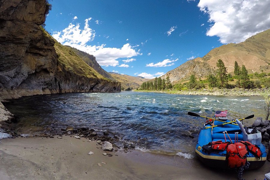 Salmon River Experience - Day Trips image