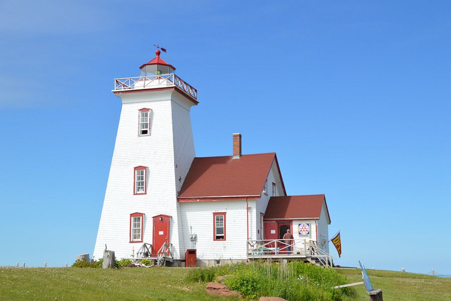 Wood Islands Lighthouse image