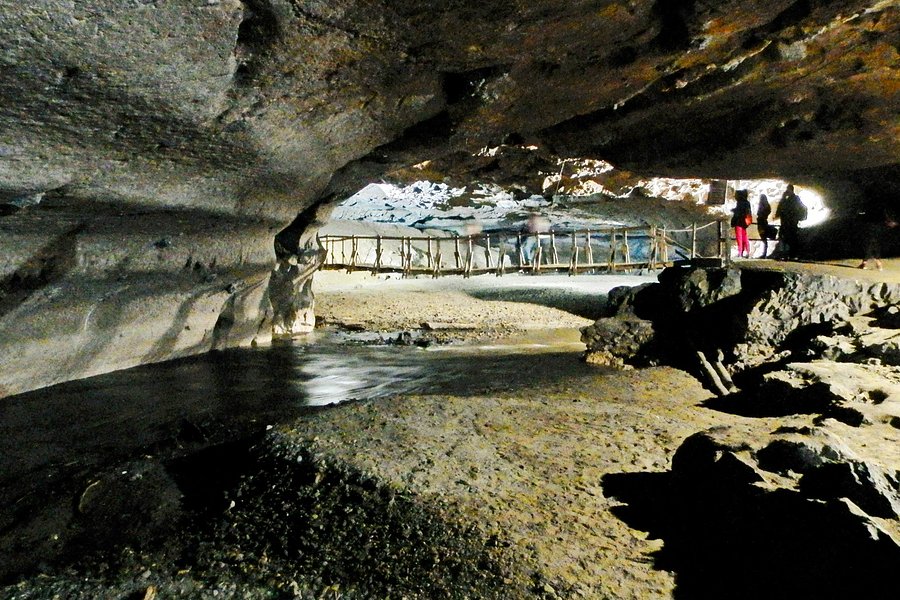 Peștera Bolii image