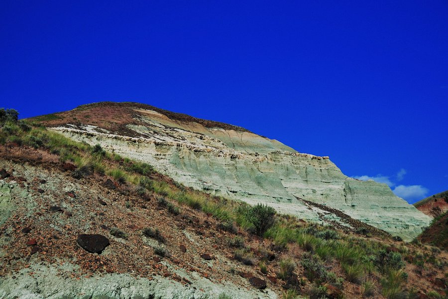 John Day Fossil Beds National Monument- Sheep Rock image