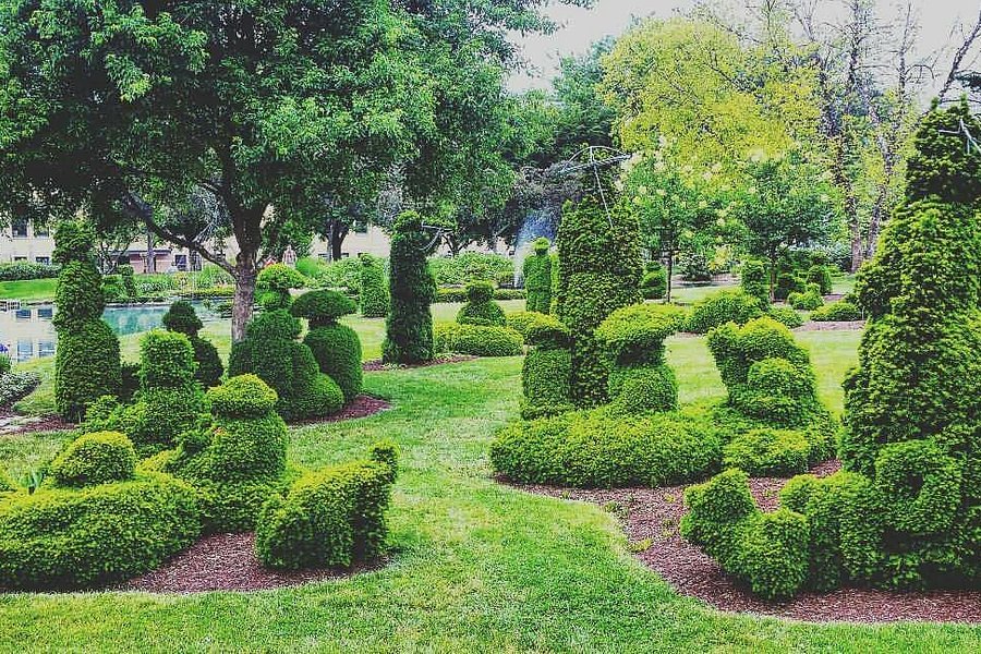 Topiary Garden image