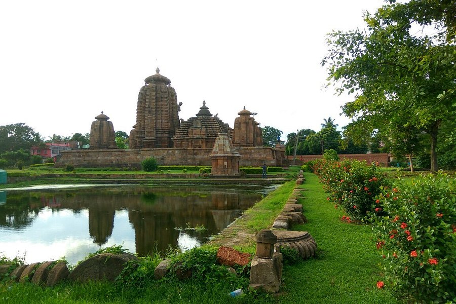 Brahmeshwara Temple image