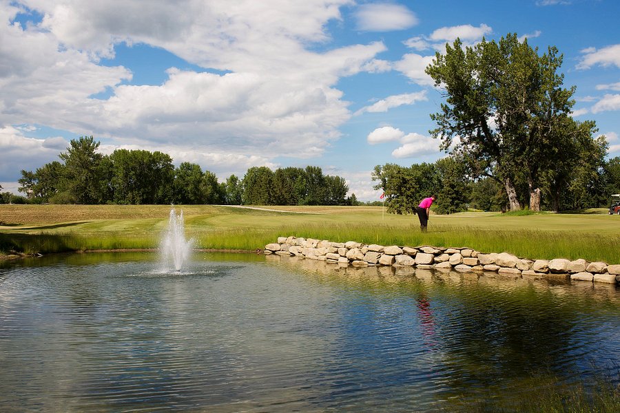 Highwood Golf and Country Club image