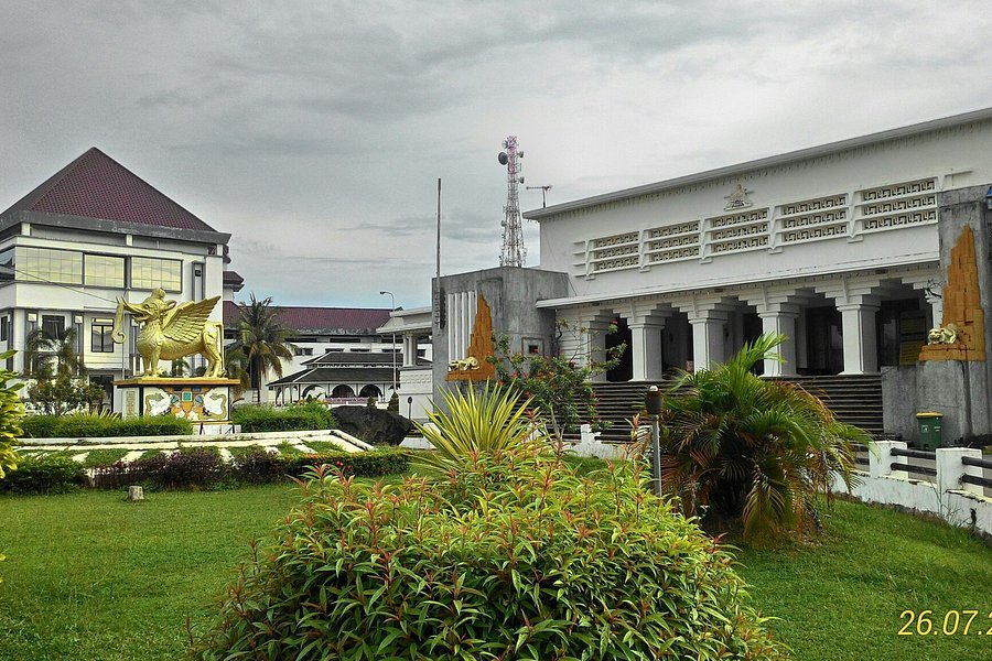 Kutai Sultan's Palace image