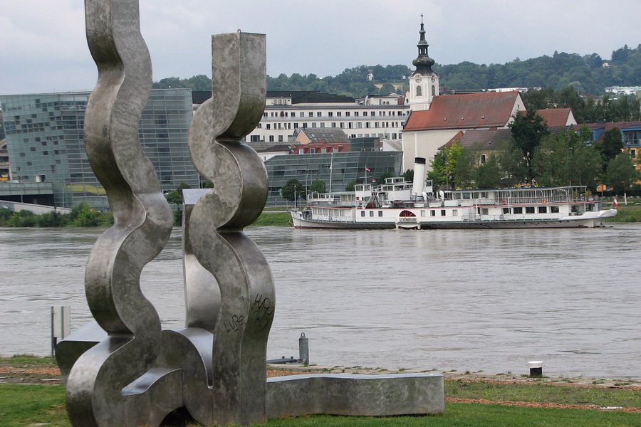 Donau Park image