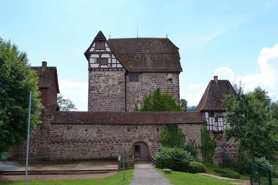 Altes Schloss mit Museum image